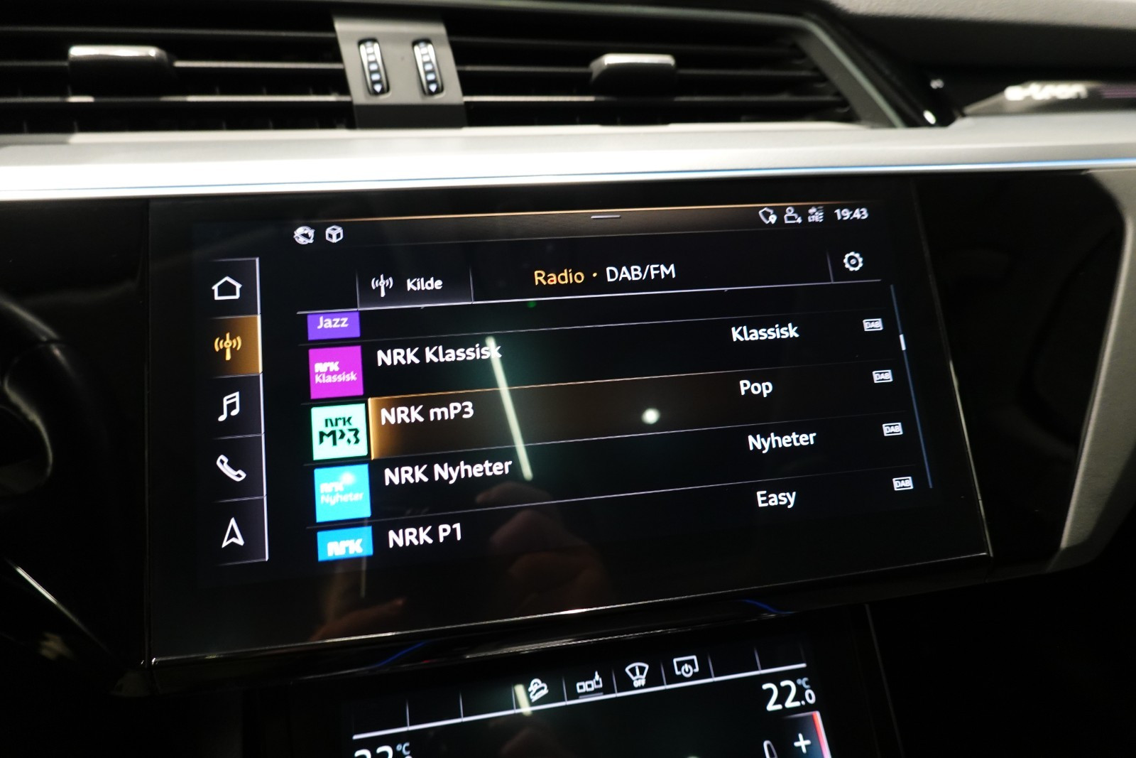 Audi e-tron