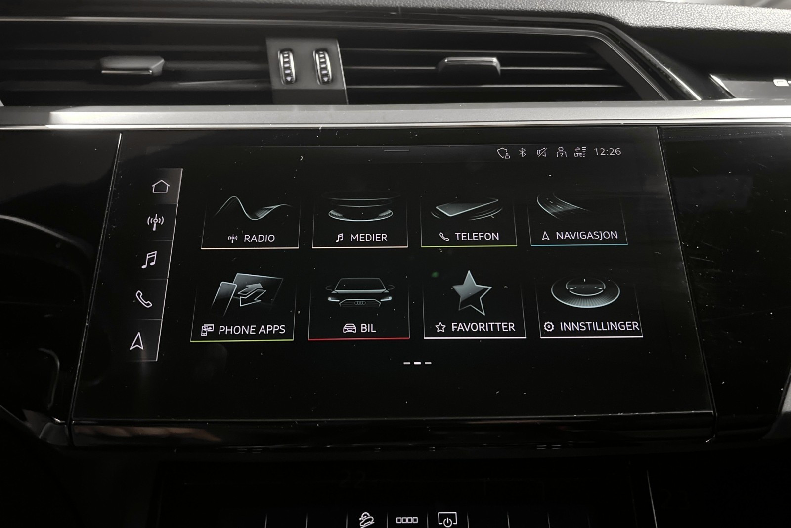 Audi e-tron