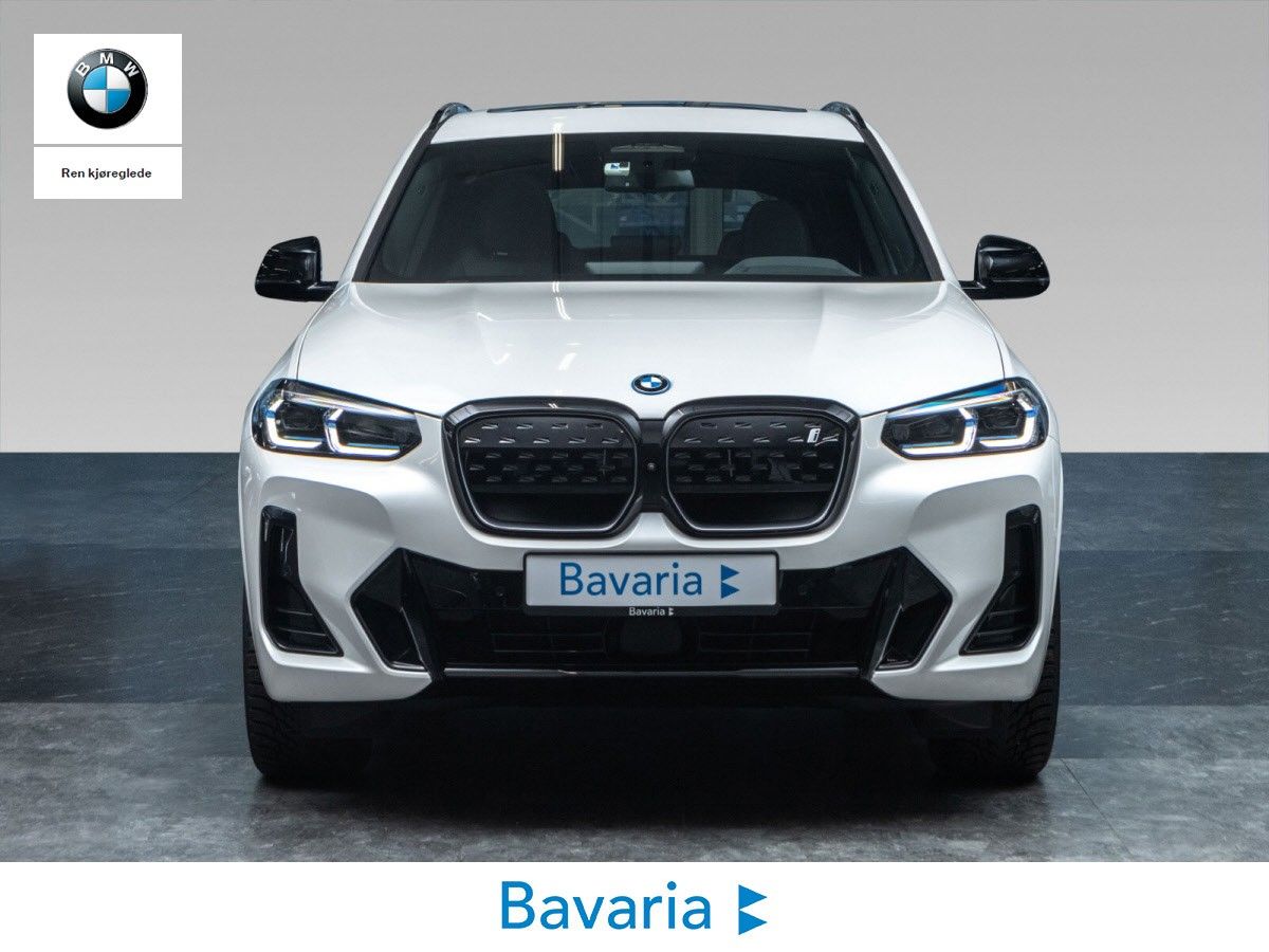 BMW iX3