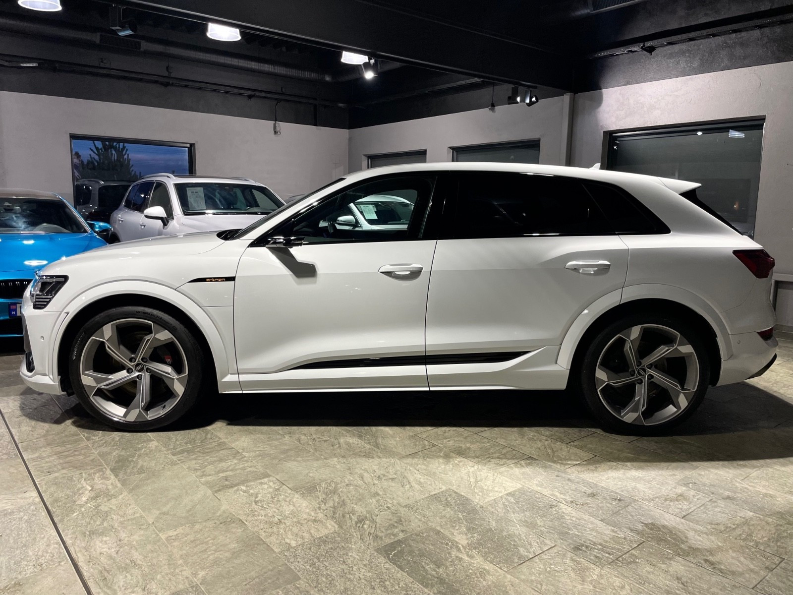 Audi e-tron