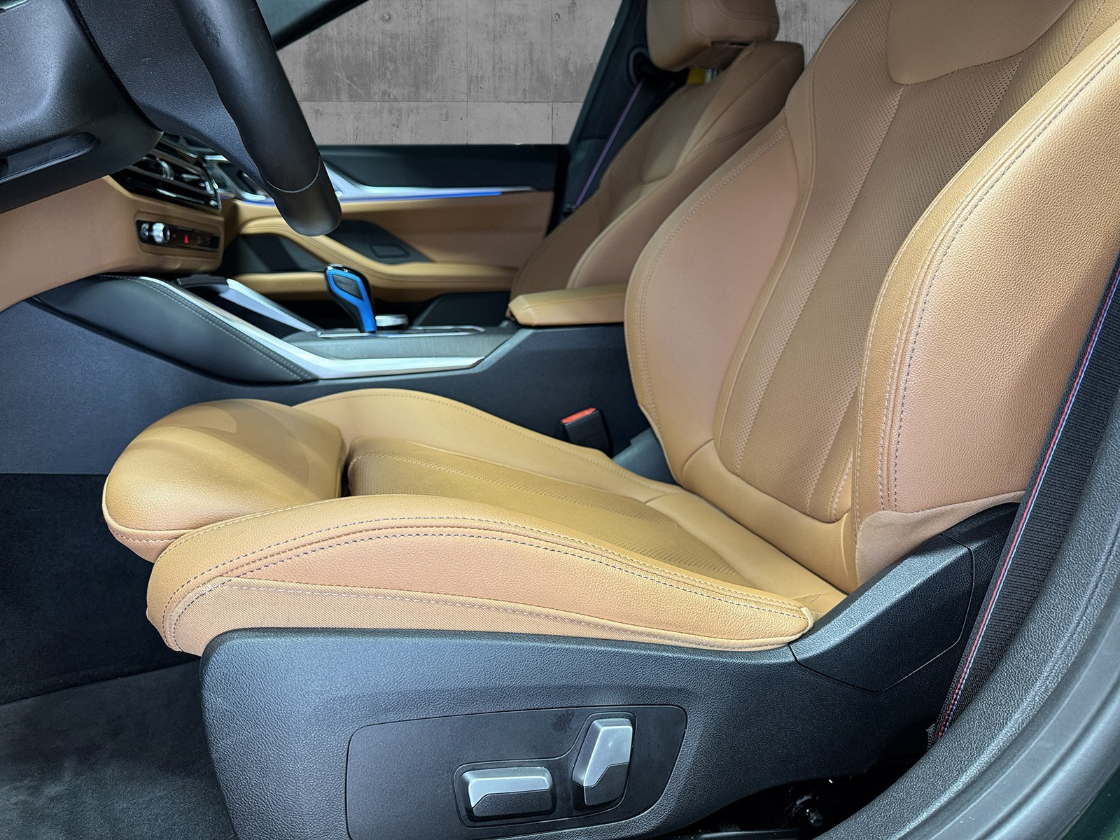 BMW i4 M50