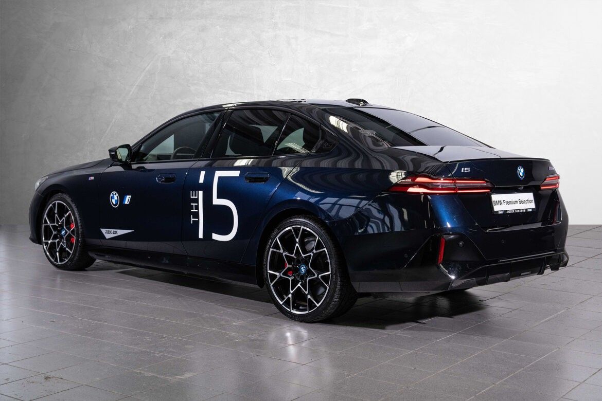 BMW i5 M60