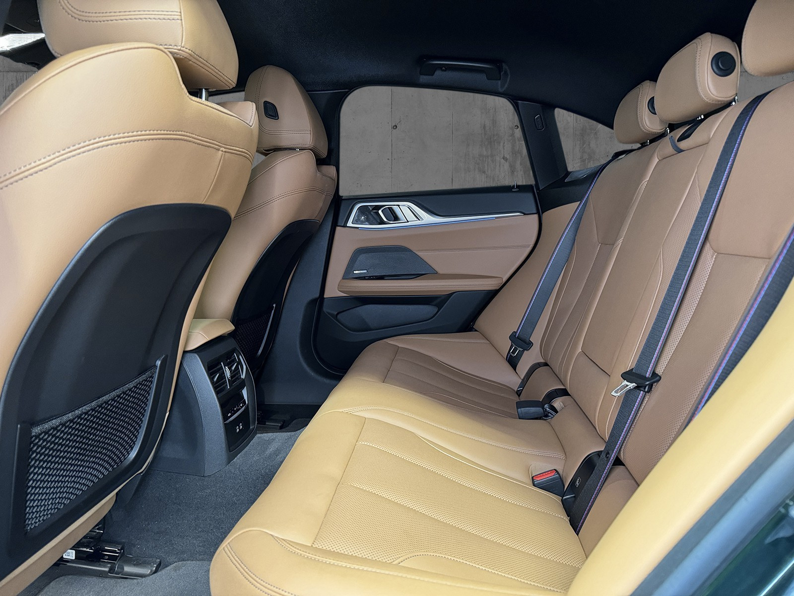 BMW i4 M50