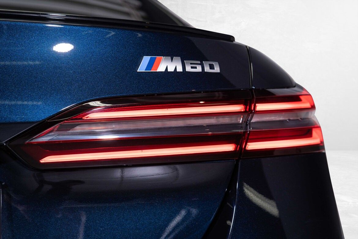 BMW i5 M60