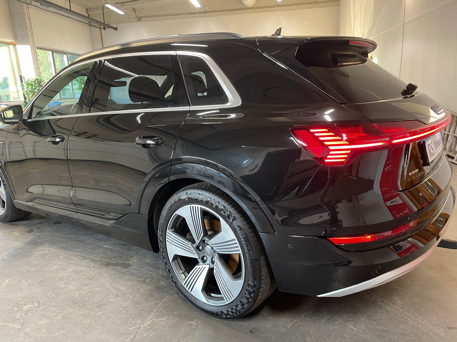Audi e-tron