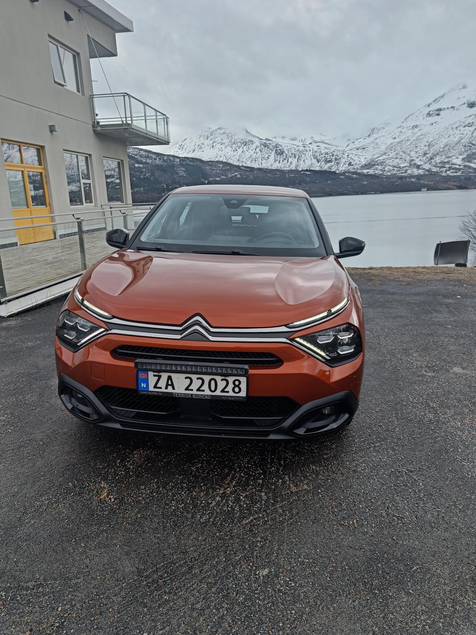 Citroen E-C4