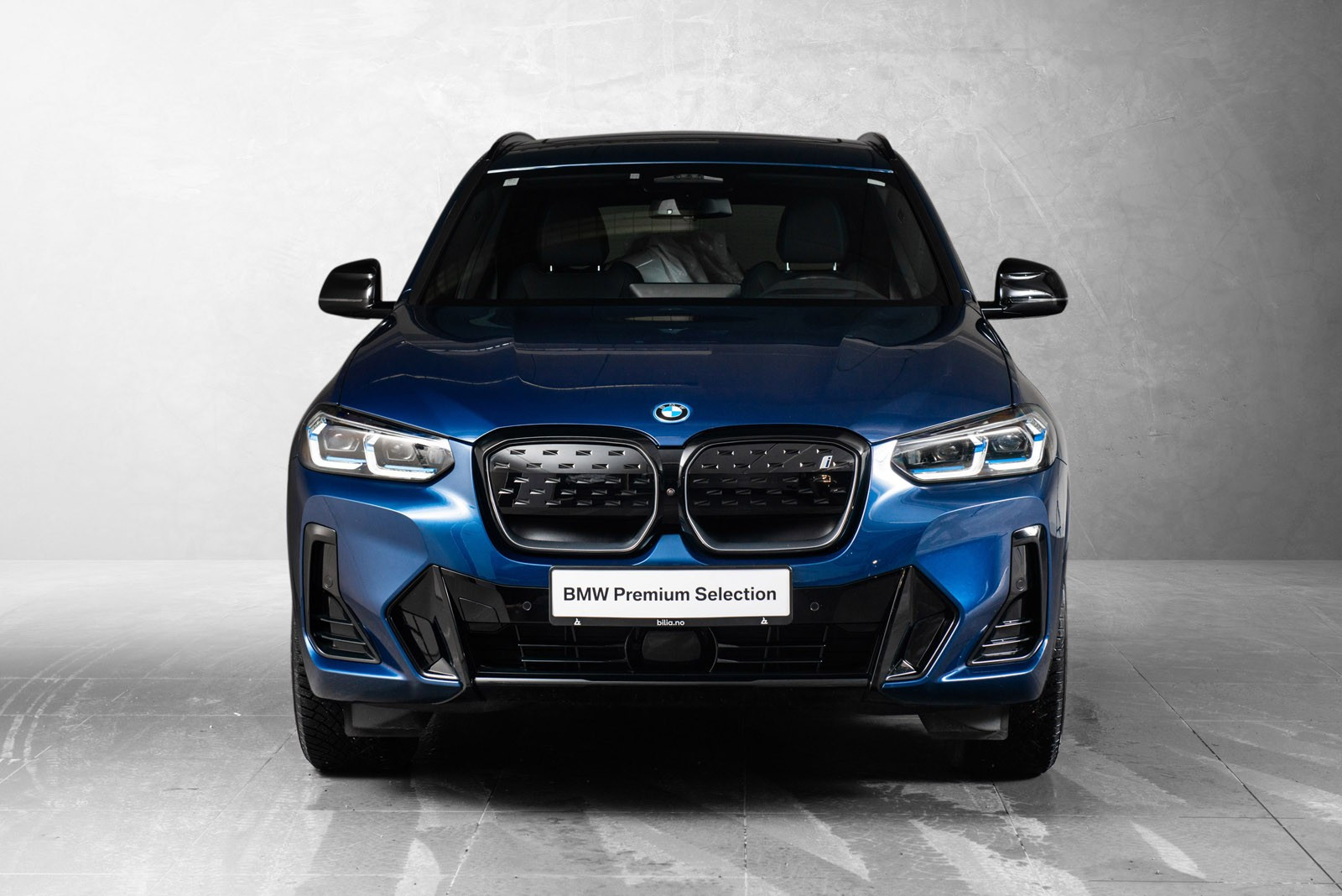 BMW iX3