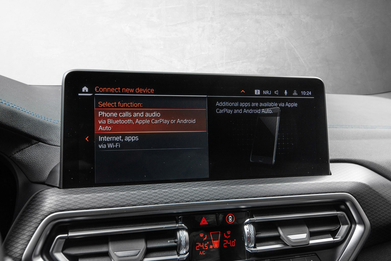 BMW iX3