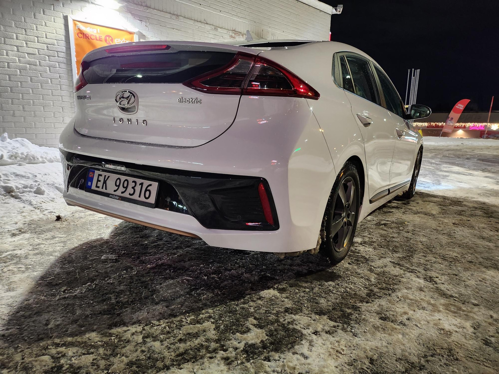 Hyundai IONIQ