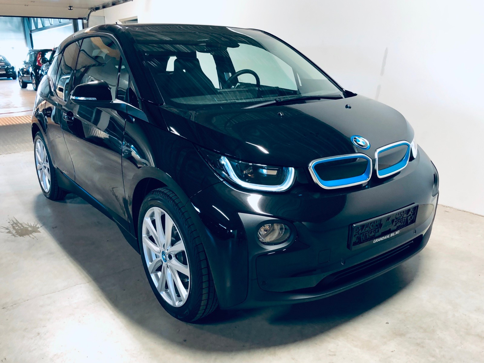 BMW i3