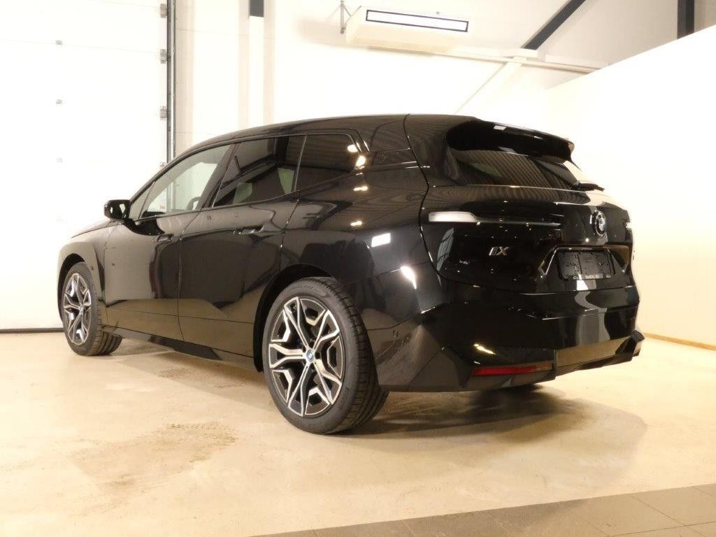 BMW iX xDrive 50