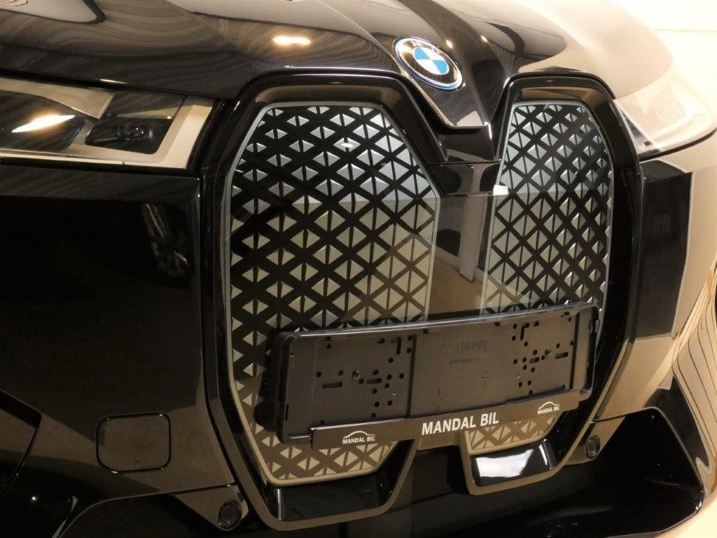 BMW iX xDrive 50