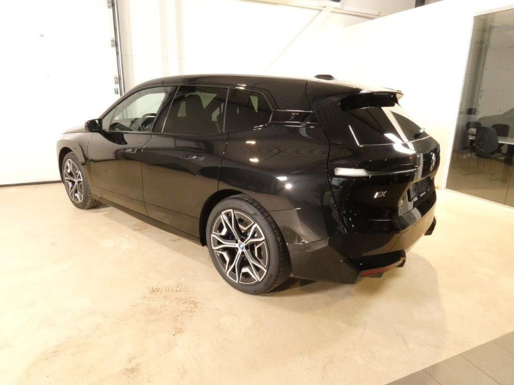 BMW iX xDrive 50