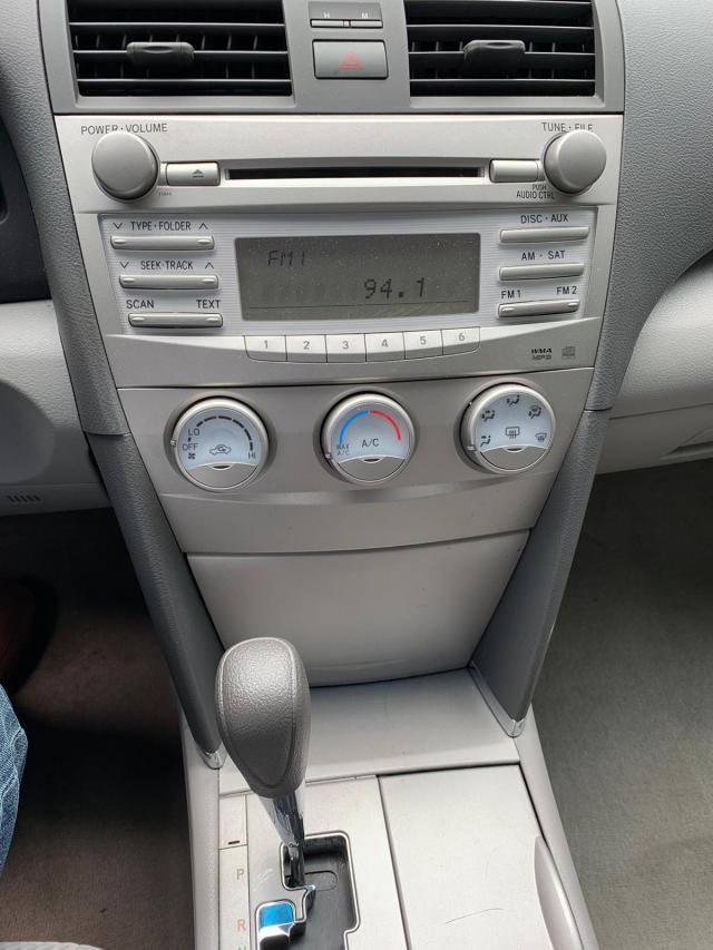Toyota Camry Base 2011
