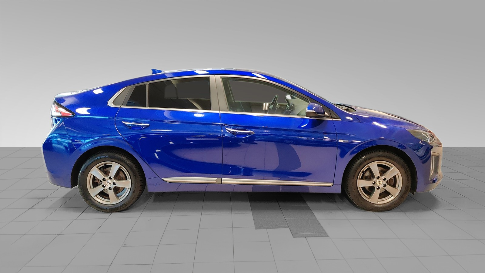 Hyundai IONIQ