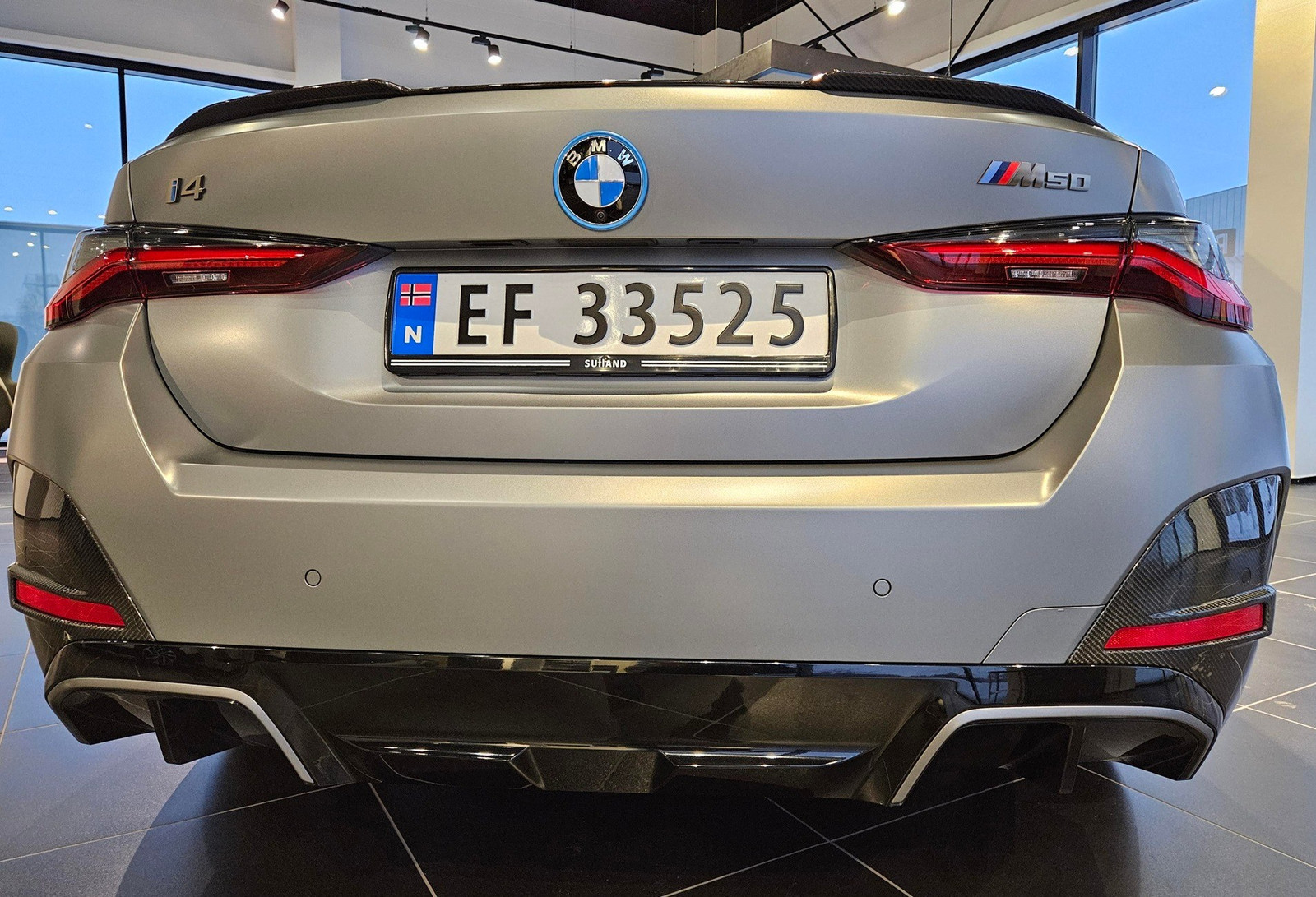 BMW i4 M50