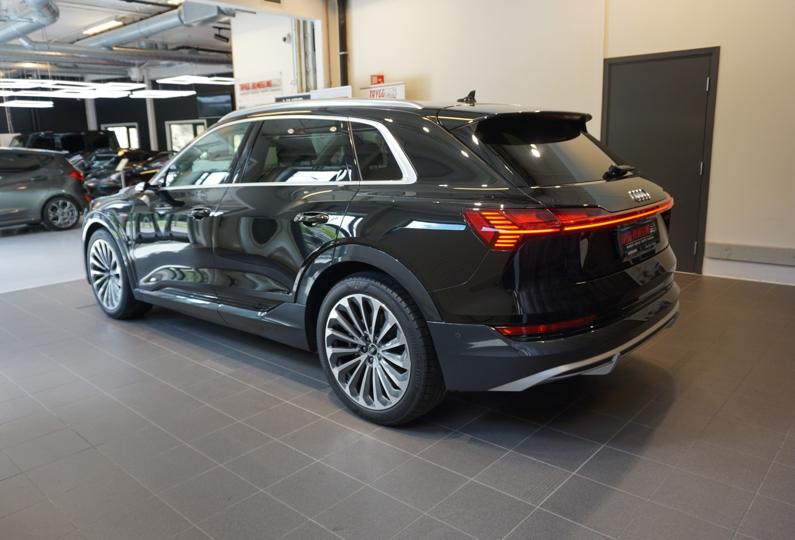 Audi e-tron