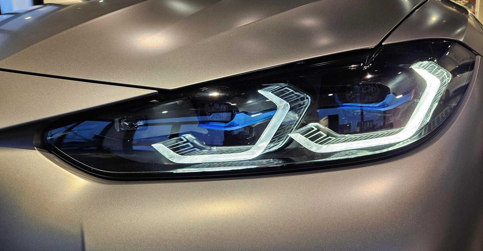 BMW i4 M50