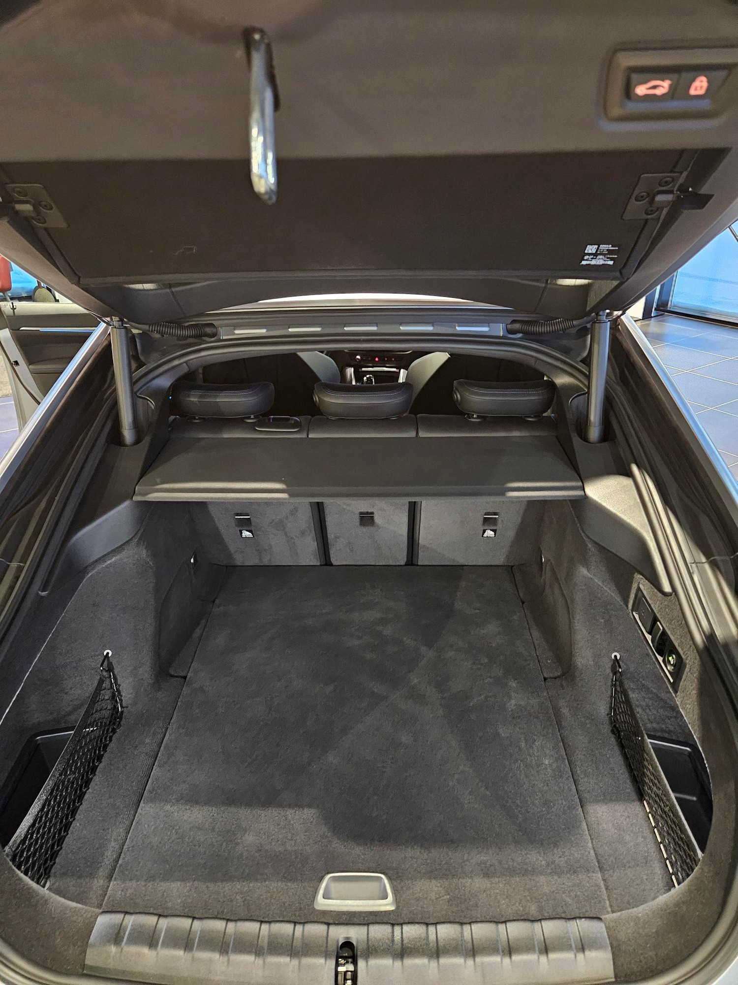 BMW i4 M50