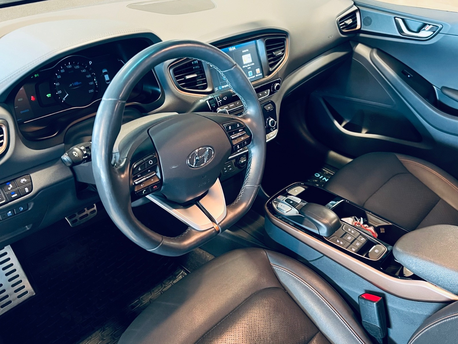 Hyundai IONIQ