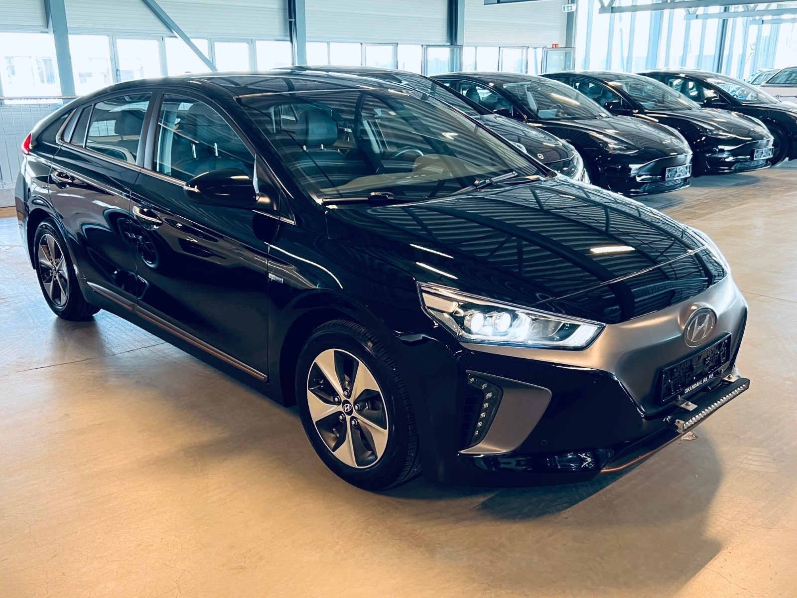 Hyundai IONIQ