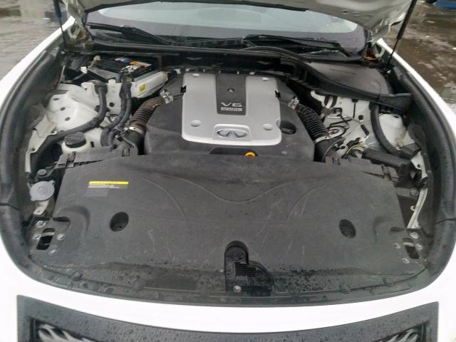 Infiniti Q70 3.7 2015