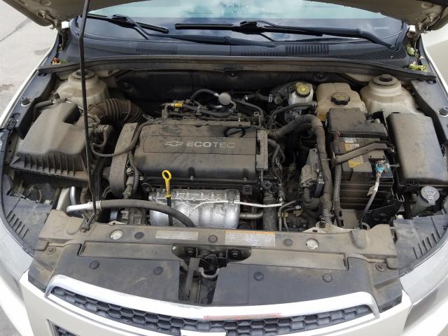 Chevrolet Cruze LS 2013