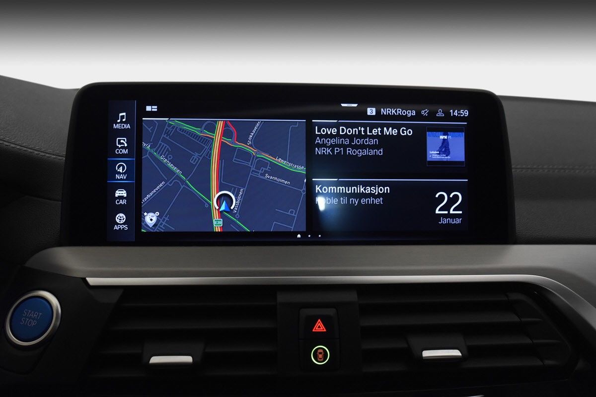 BMW iX3