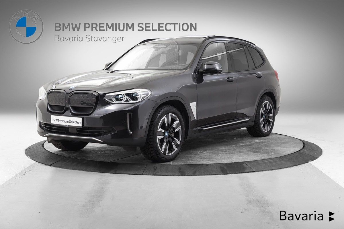 BMW iX3