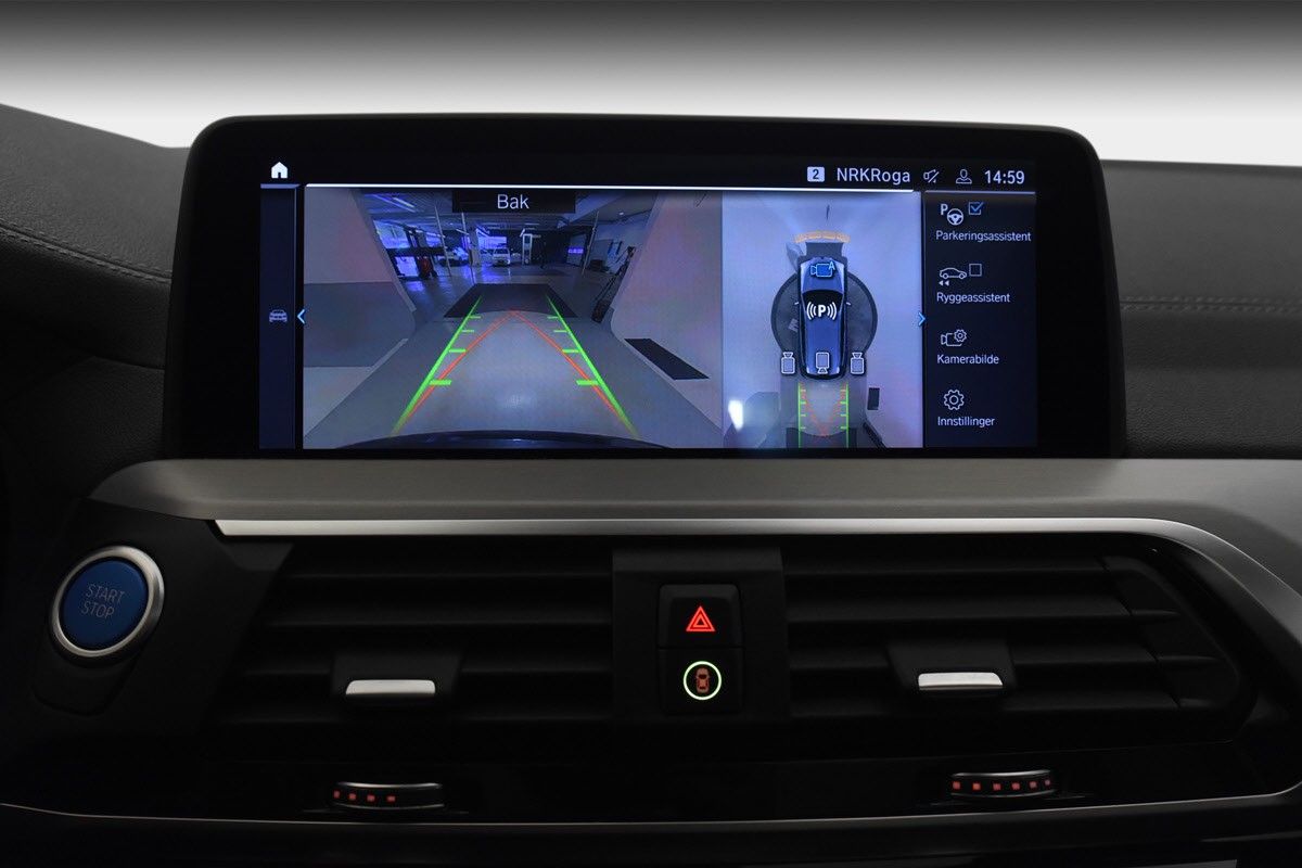 BMW iX3