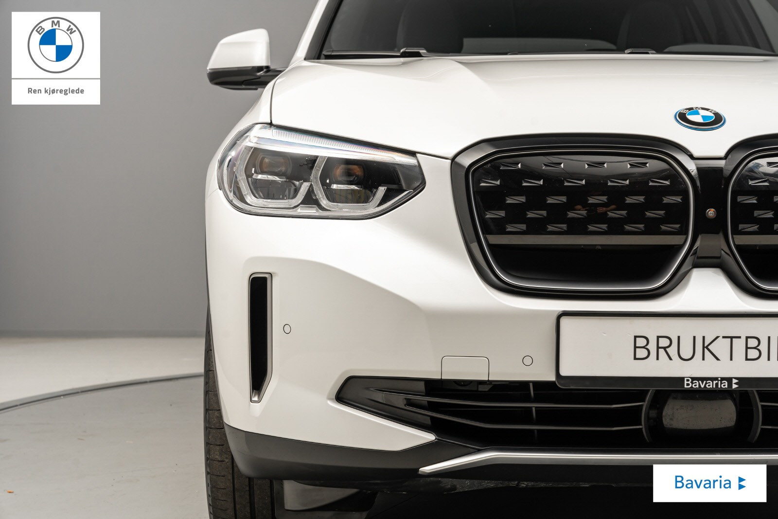 BMW iX3