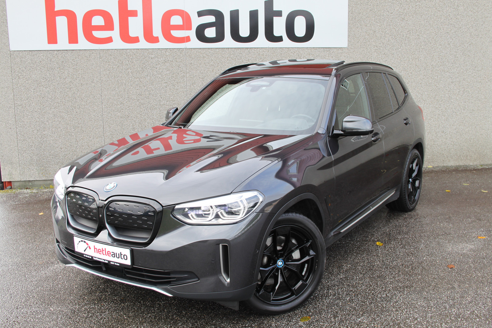BMW iX3