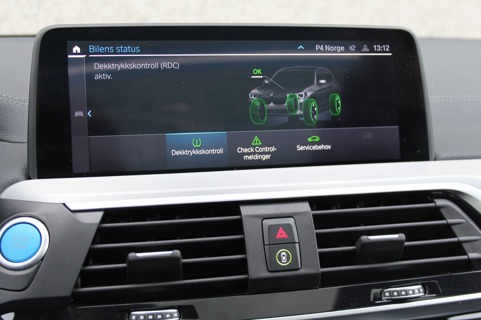 BMW iX3