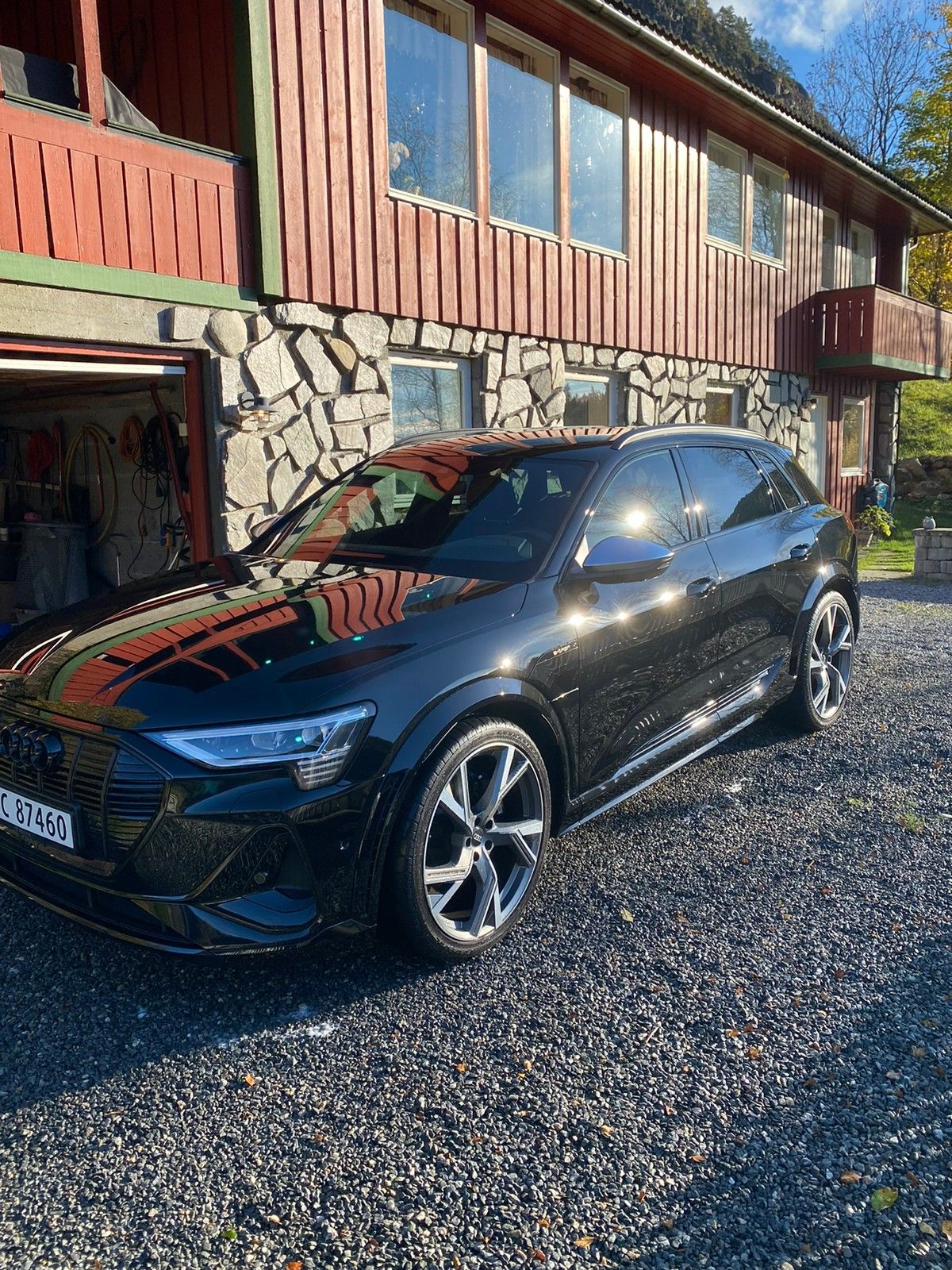 Audi e-tron