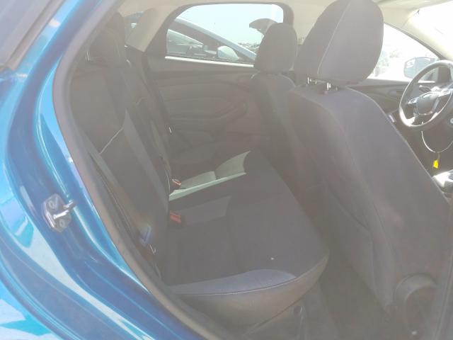 Ford Focus SE 2012