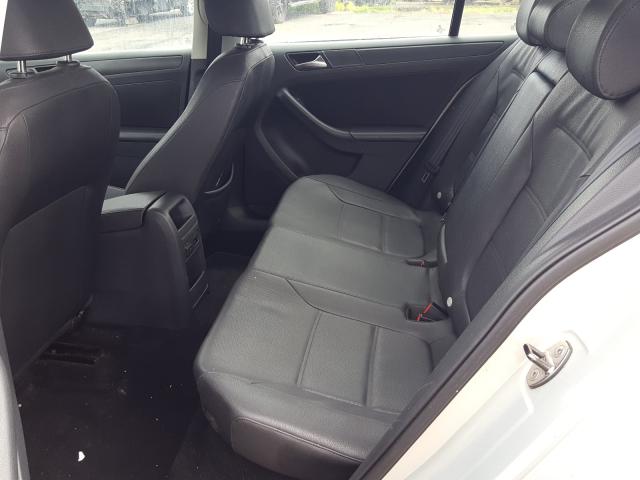 Volkswagen Jetta SE 2011