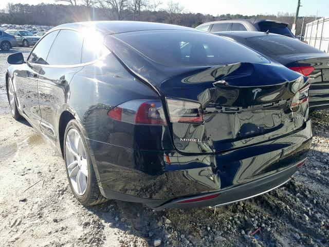 Tesla Model S 2015