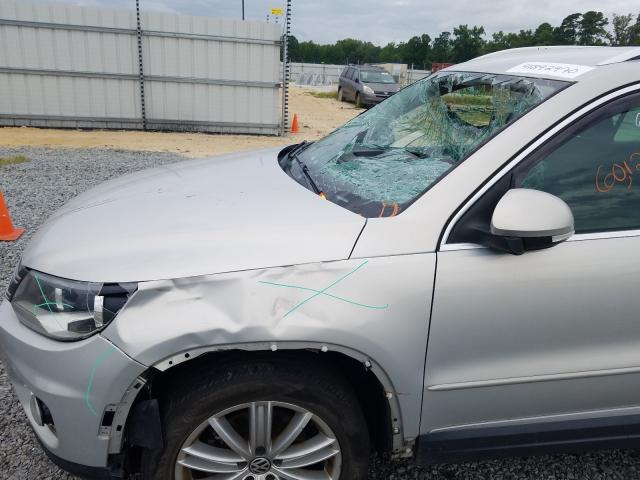 Volkswagen Tiguan S 2012