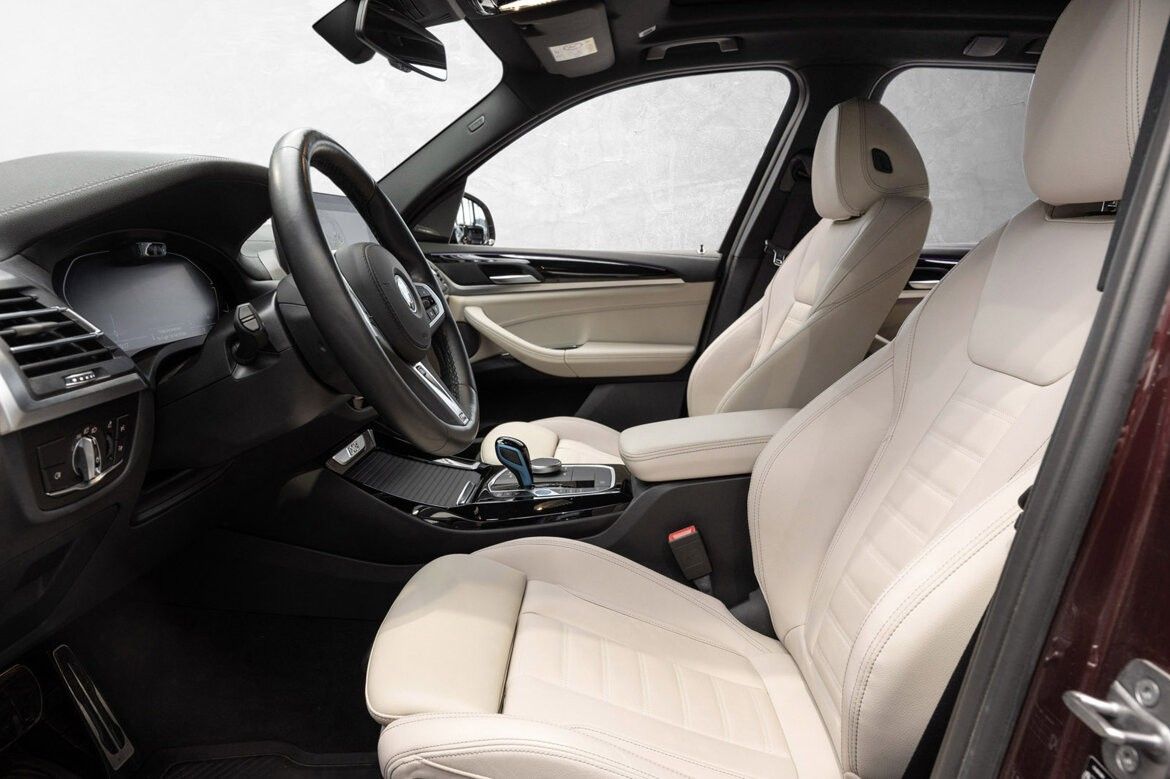 BMW iX3