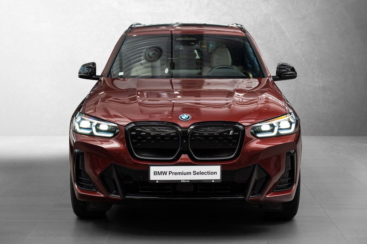 BMW iX3