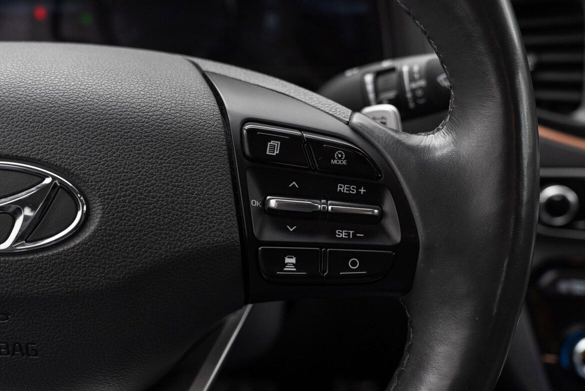 Hyundai IONIQ