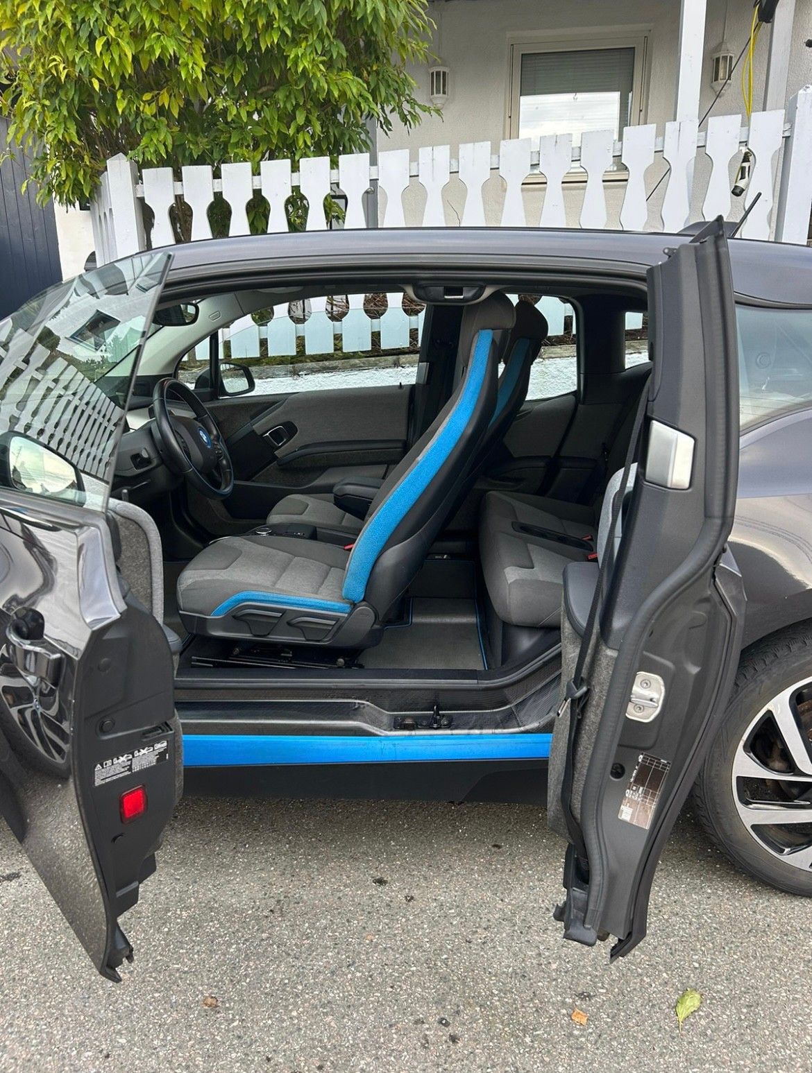 BMW i3