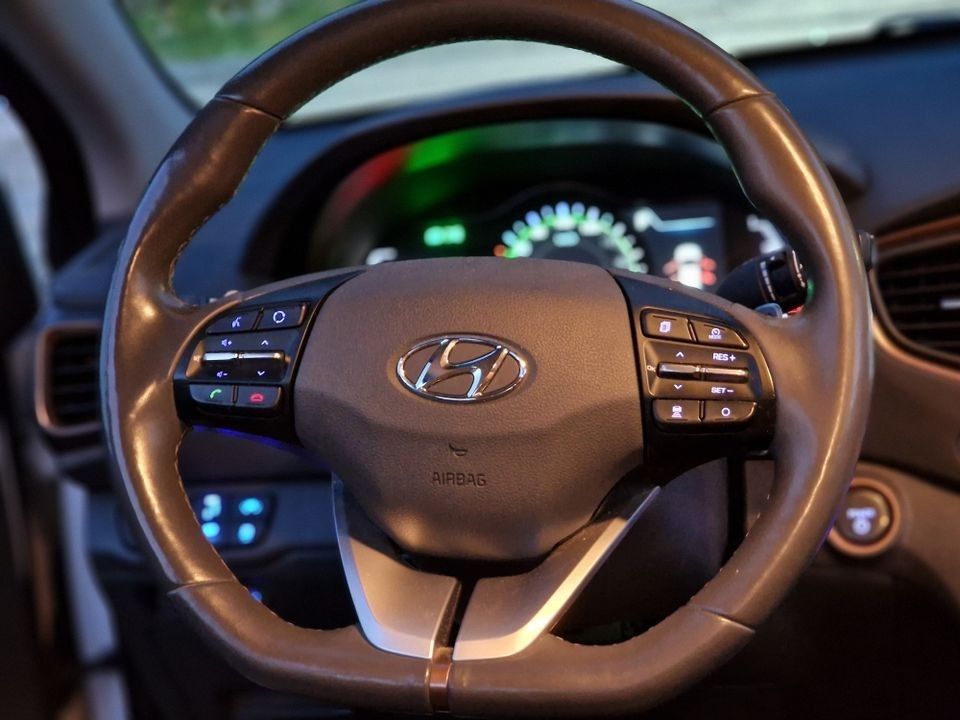 Hyundai IONIQ