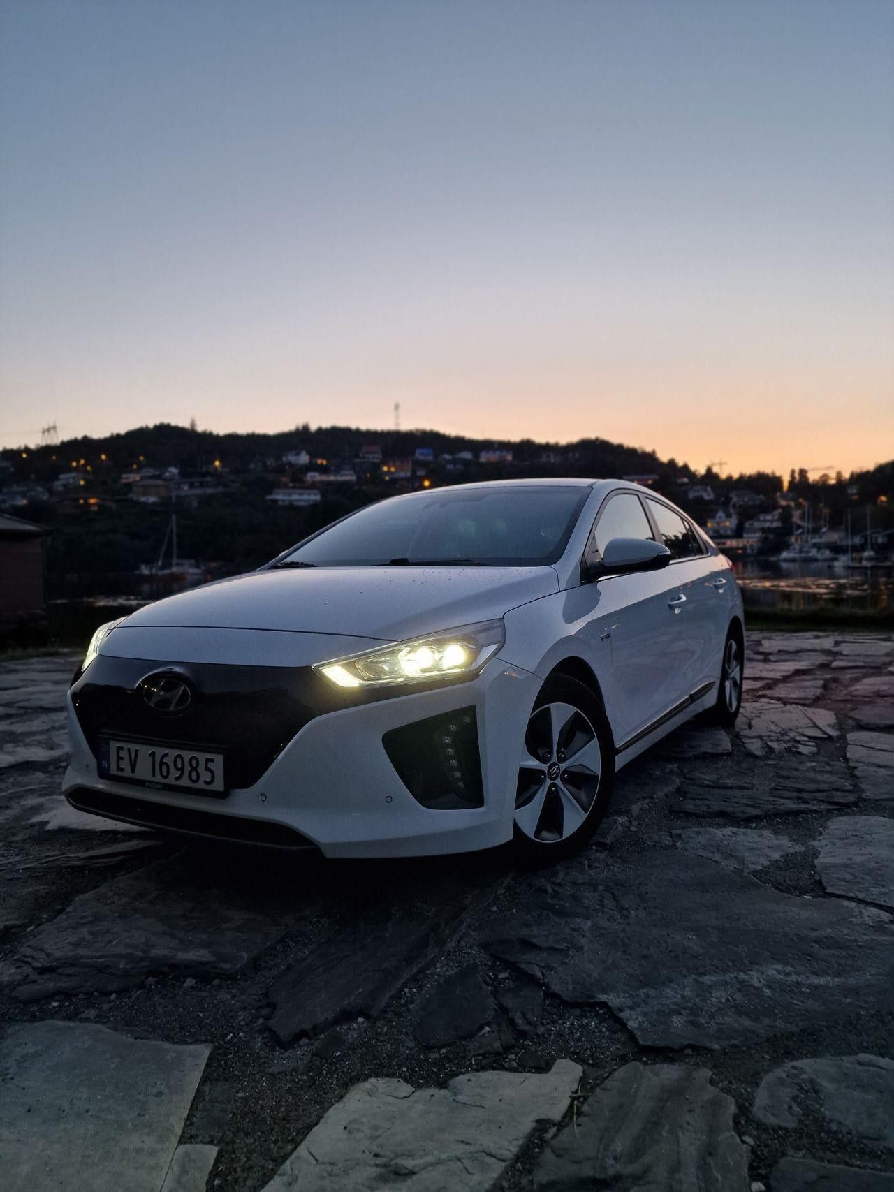 Hyundai IONIQ