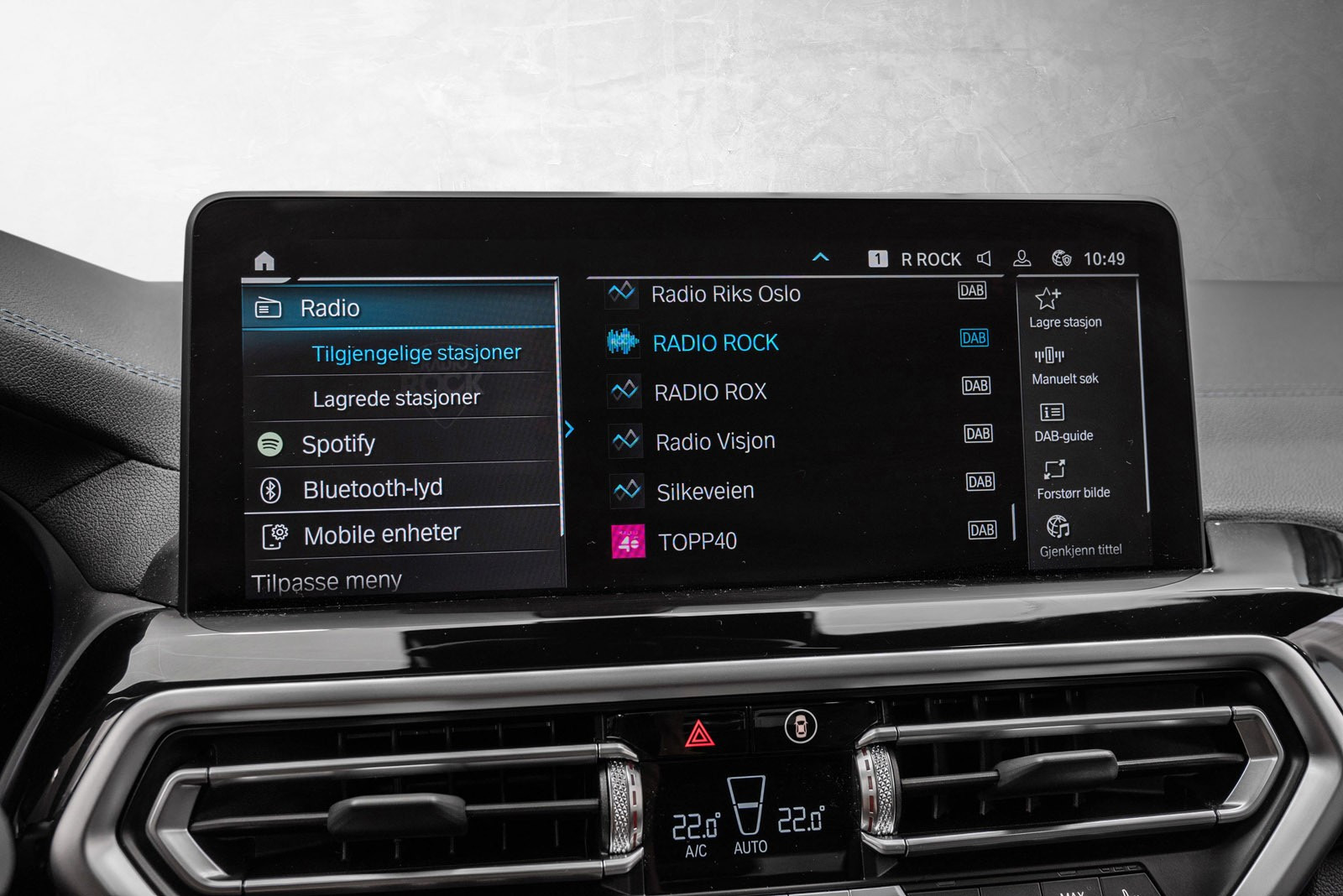 BMW iX3