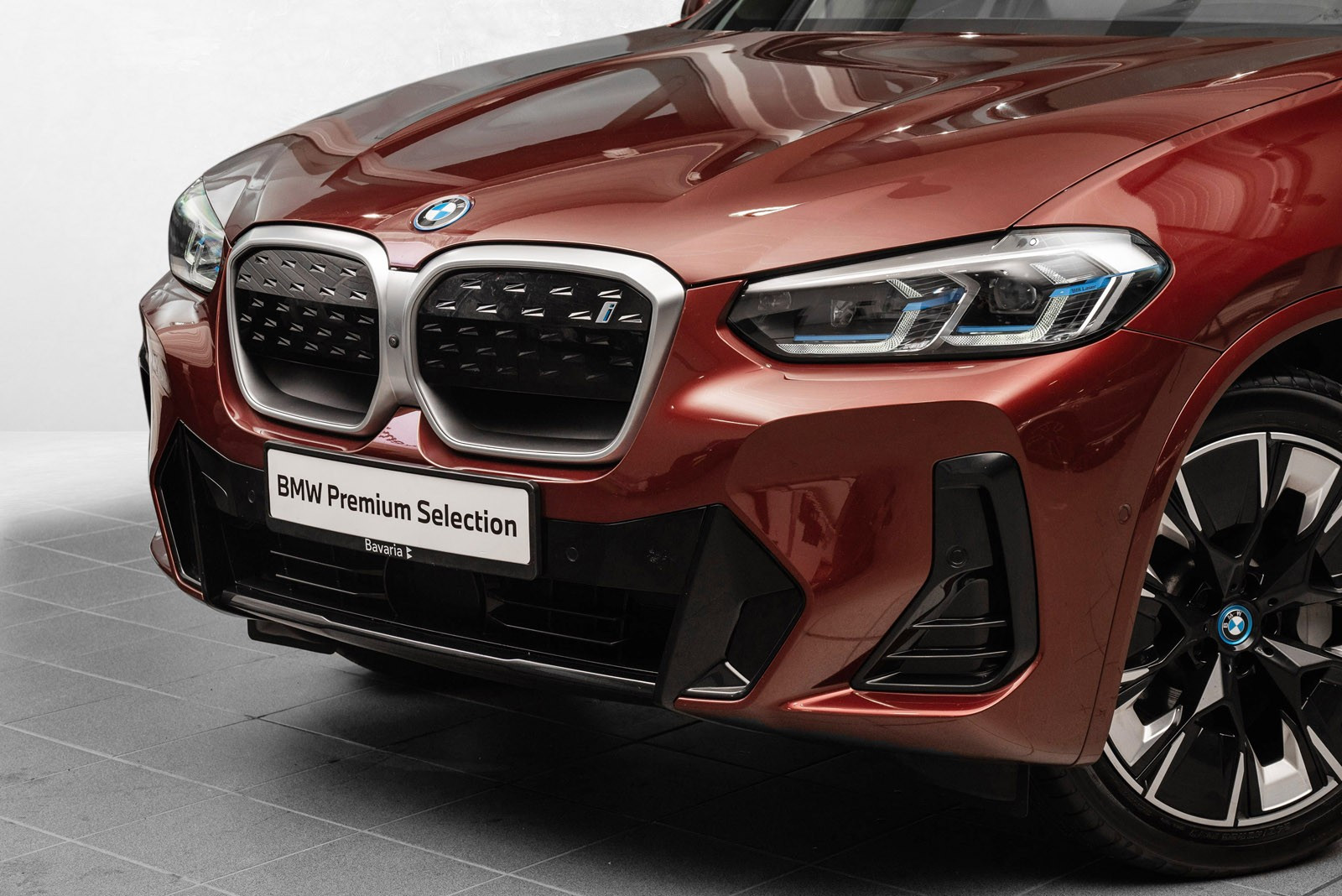 BMW iX3