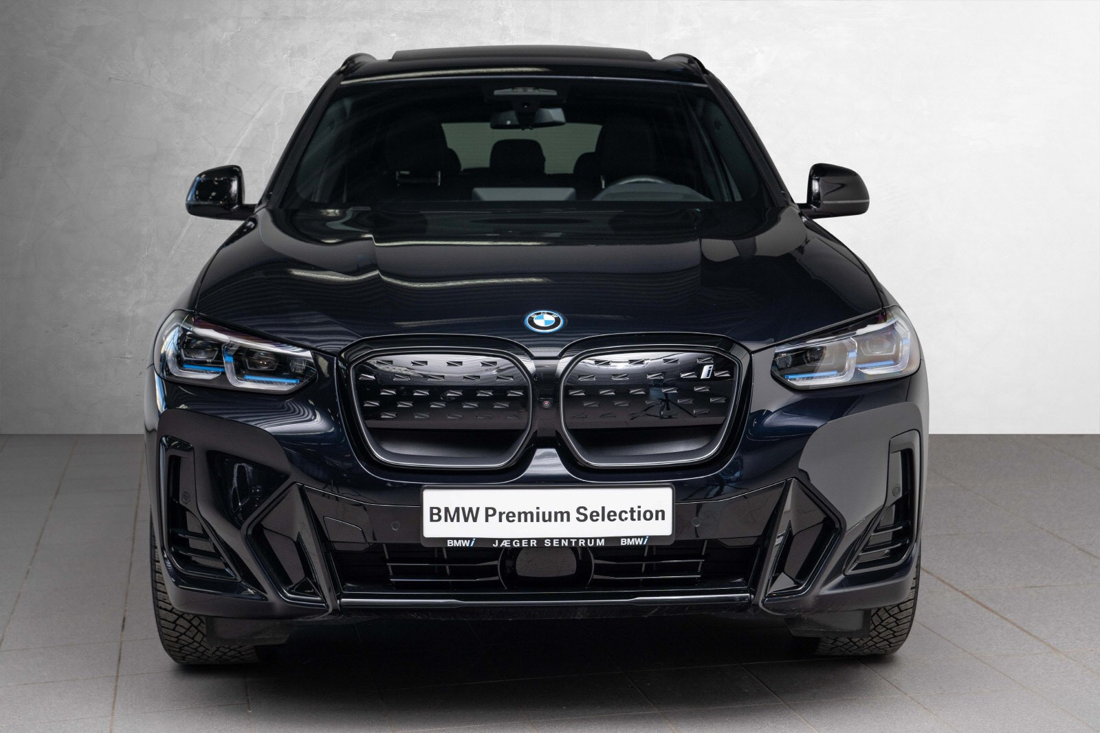 BMW iX3