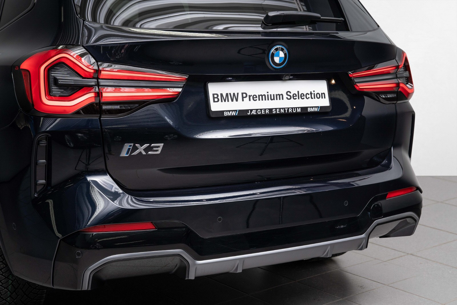 BMW iX3
