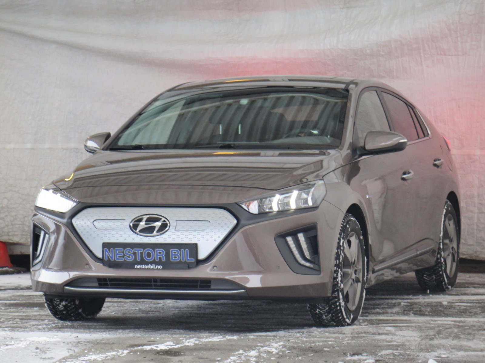 Hyundai IONIQ
