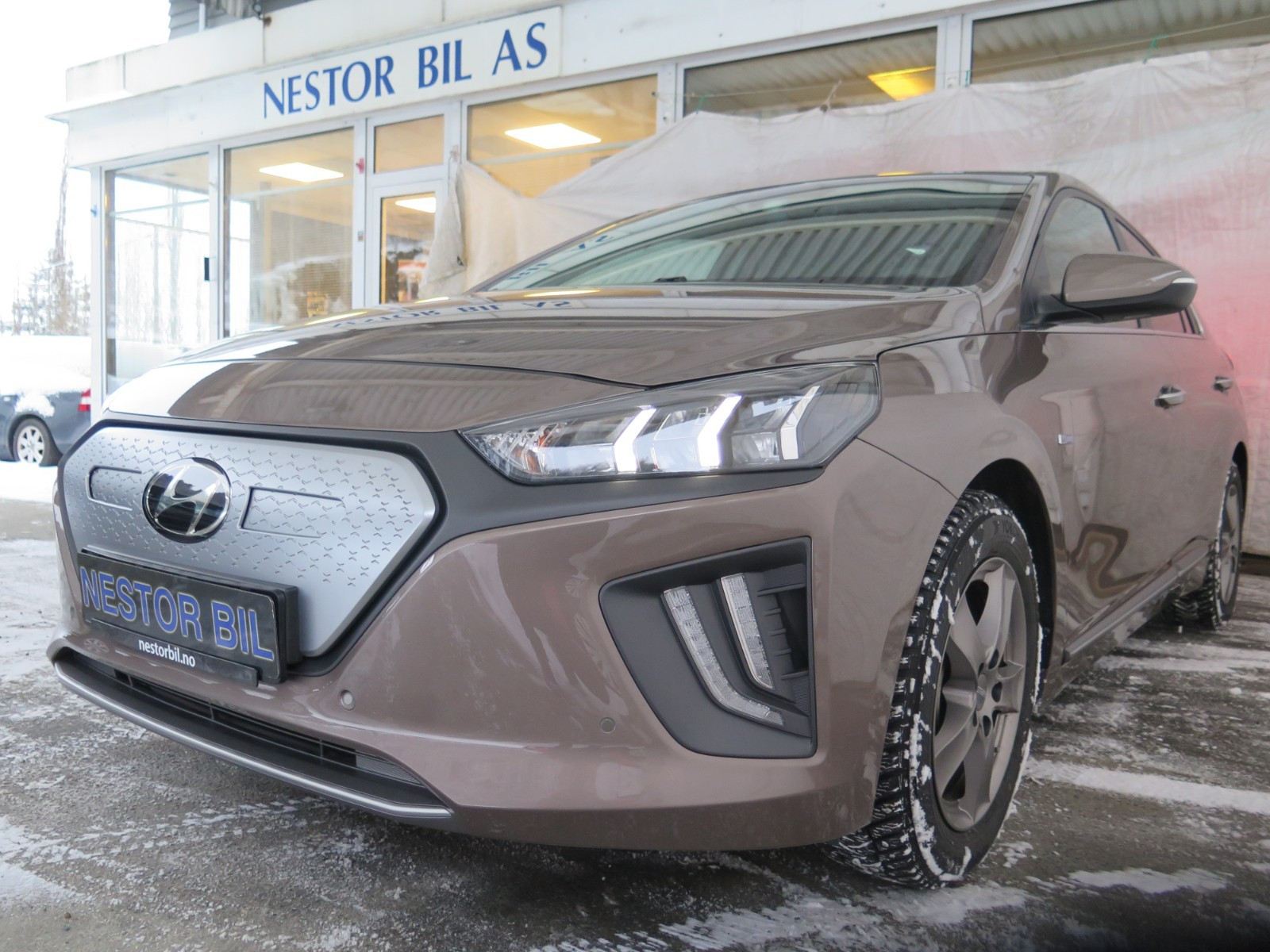 Hyundai IONIQ